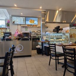 Pretty clean restaurant and bakery  (Can smell the chlorine, since it was still early and relatively empty)