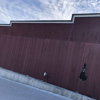 Cruz General Construction - A bit more dry rot on the siding. - General Contractors Near Me