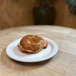 Cafe Vosino - Ham and Swiss Croissant
