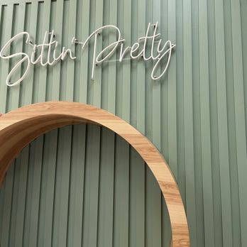 The Breeze Cafe - Waiting area - Breakfast & Brunch Near Me - Newark, California