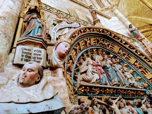 León Cathedral by null