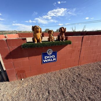 USA RV Park - Dog park sign - RV Parks Near Me - Gallup, New Mexico USA RV Park - Dog park sign - RV Parks Near Me - Gallup, New Mexico