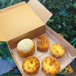 Bbq pork buns // egg tarts // crab danish Bbq pork buns // egg tarts // crab danish