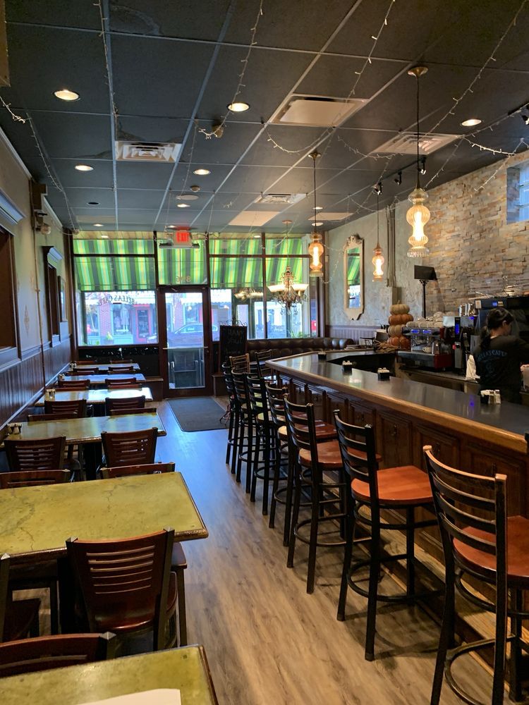 Bella's Cafe