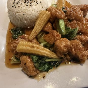 Yard House - Orange Chicken - New American Near Me - Mclean, Virginia