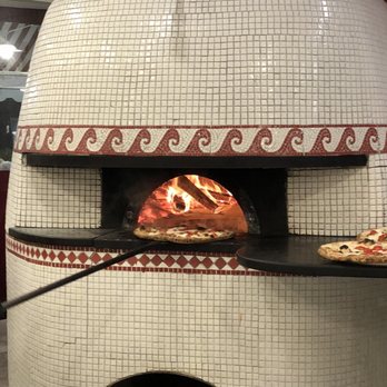 Trianon - Pizza Near Me - Sorrento, NA