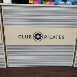 Club Pilates - Front desk