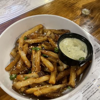 Pub Frato - Chagrin Falls - truffle fries - New American Near Me - Chagrin Falls, Ohio Pub Frato - Chagrin Falls - truffle fries - New American Near Me - Chagrin Falls, Ohio