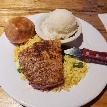 Madison's - Ahi tuna steak, rice, garlic mashed potatoes as and a roll - Bars Near Me - Beaumont, Texas