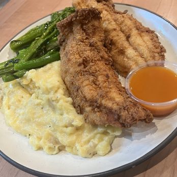 Miss Toya’s Creole House - Catfish with Mashed Potatos & Lemon Butter Grilled Broccolini - Comfort Food Near Me - Silver Spring, Maryland Miss Toya’s Creole House - Catfish with Mashed Potatos & Lemon Butter Grilled Broccolini - Comfort Food Near Me - Silver Spring, Maryland
