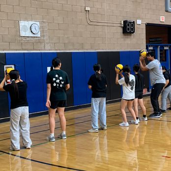Turtle Volleyball Club - Coach Cesar is teaching players learn how to set - Sports Clubs Near Me - San Gabriel, California Turtle Volleyball Club - Coach Cesar is teaching players learn how to set - Sports Clubs Near Me - San Gabriel, California