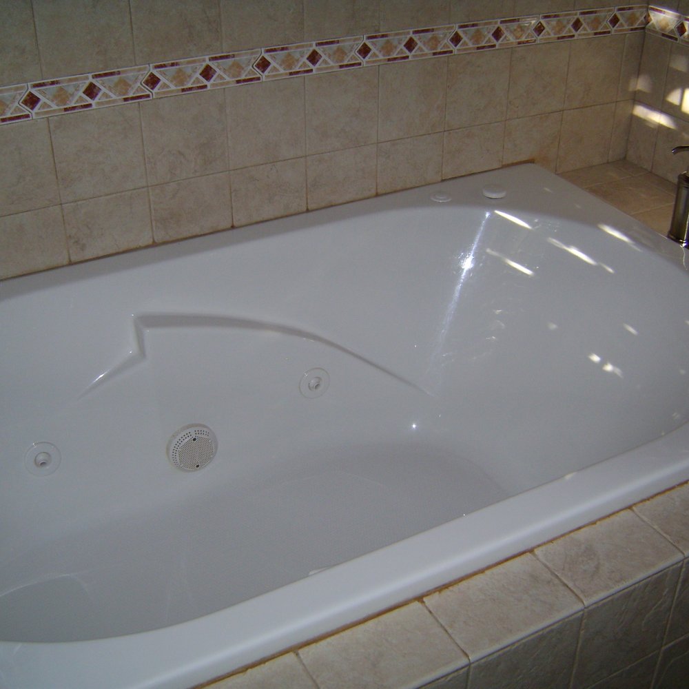Blue Heron Inn - The Canyon Suite features a jetted tub. Sorry, there's no shower in this suite. - Bed & Breakfast Near Me - Rigby, Idaho Blue Heron Inn - The Canyon Suite features a jetted tub. Sorry, there's no shower in this suite. - Bed & Breakfast Near Me - Rigby, Idaho