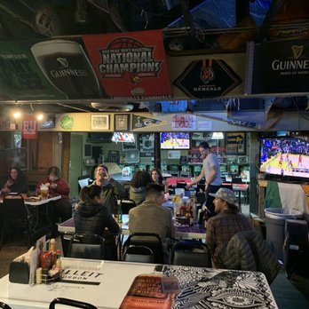 Griff's Irish Pub - Inside - Sports Bars Near Me - Houston, Texas