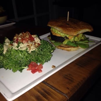 SunCafe - Fiesta burger - Vegan Near Me - Studio City, California SunCafe - Fiesta burger - Vegan Near Me - Studio City, California