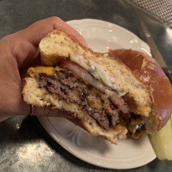 Au Cheval - Single Cheeseburger with Thick Cup Peppered Bacon - Bars Near Me - Chicago, Illinois