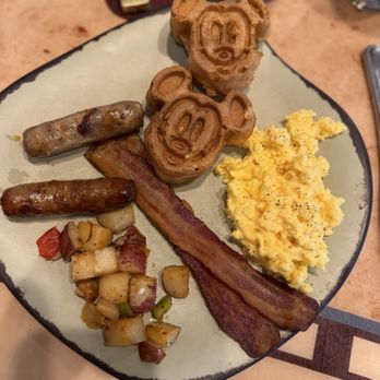 Goofy's Kitchen - Standard breakfast.. no better than another other hotel breakfast - American Near Me - Anaheim, California Goofy's Kitchen - Standard breakfast.. no better than another other hotel breakfast - American Near Me - Anaheim, California