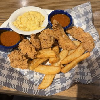 Cracker Barrel Old Country Store - 6-Piece Chicken Tenders with Mac & Cheese, Steak Fries, & Nashville Hot Sauce - American Near Me - Camarillo, California Cracker Barrel Old Country Store - 6-Piece Chicken Tenders with Mac & Cheese, Steak Fries, & Nashville Hot Sauce - American Near Me - Camarillo, California