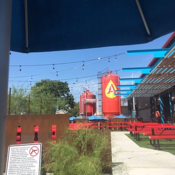 Austin Beerworks - Breweries Near Me - Austin, Texas