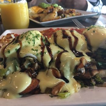 The Scratch Room - Veggie Benedict looks great tastes sooo bland I couldn't even eat it - Breakfast & Brunch Near Me - Anaheim, California The Scratch Room - Veggie Benedict looks great tastes sooo bland I couldn't even eat it - Breakfast & Brunch Near Me - Anaheim, California