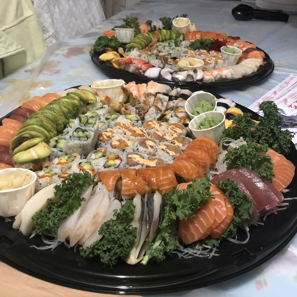 100pcs sushi, sashimi, and maki rolls x 2