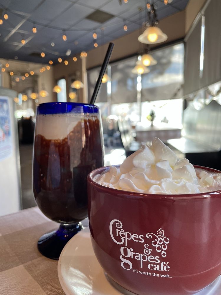 Crepes & Grapes Cafe