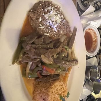 Xochipilli Taco Bar - Beef Fajitas de Carne / Meat Fajitas - New Mexican Cuisine Near Me - Van Nuys, California Xochipilli Taco Bar - Beef Fajitas de Carne / Meat Fajitas - New Mexican Cuisine Near Me - Van Nuys, California