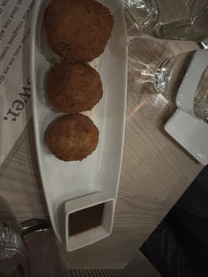 answer. restaurant by null