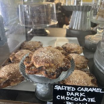 Se7enBites - We didn't end up ordering this, went with cookies & cream cheesecake instead. Next time... - Coffee & Tea Near Me - Orlando, Florida Se7enBites - We didn't end up ordering this, went with cookies & cream cheesecake instead. Next time... - Coffee & Tea Near Me - Orlando, Florida