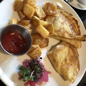 Beatniks Bistro - Looks like a simple crepes but the taste was just rich and even the potatoes....tasted like home grown. - Bistros Near Me - Langley, British Columbia