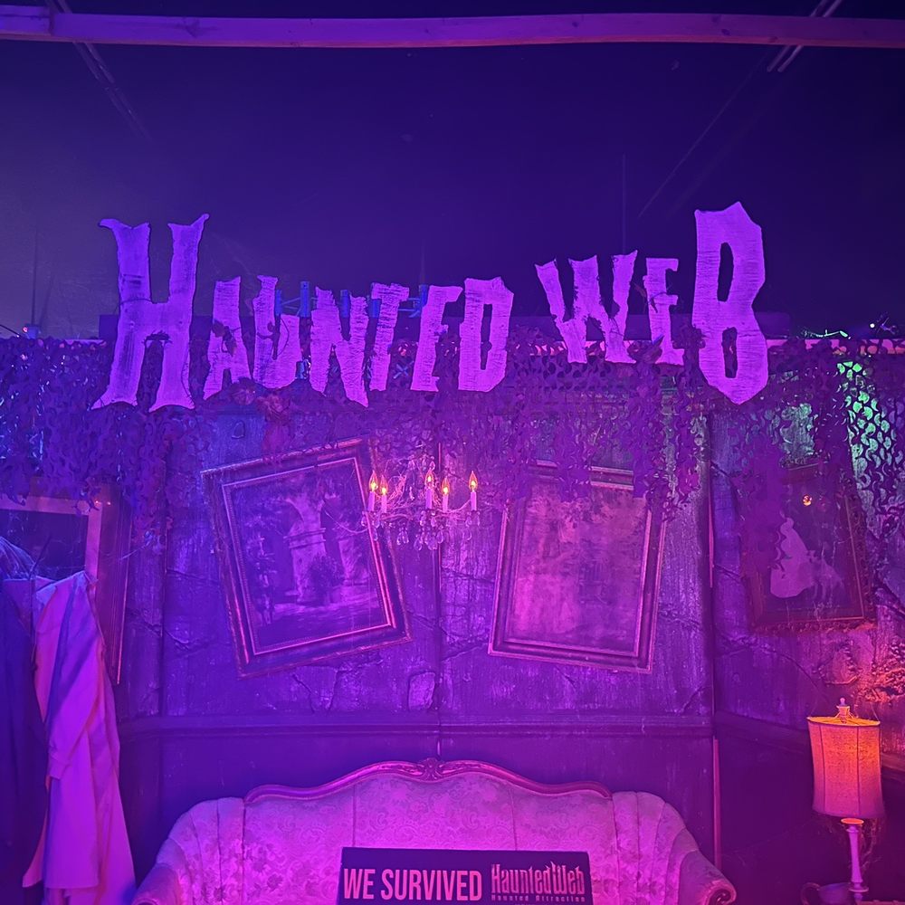 Haunted Web of Horrors - Photo op for $10 - Haunted Houses Near Me - Memphis, Tennessee Haunted Web of Horrors - Photo op for $10 - Haunted Houses Near Me - Memphis, Tennessee