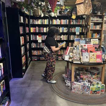 The Writer's Block - Bookstores Near Me - Las Vegas, Nevada The Writer's Block - Bookstores Near Me - Las Vegas, Nevada