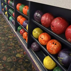 Pin Chasers - Veterans - Balls are in good shape
