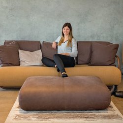 büroforum planen und einrichten - Mitarbeiter mit Lieblingsstück