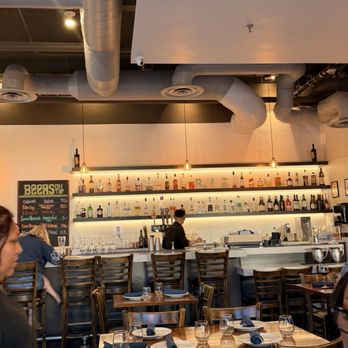 Chef Burma - Bar area - Burmese Near Me - Sacramento, California