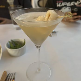 Gindi Thai - Lychee Martini, Phenomenal! - Sushi Bars Near Me - Burbank, California Gindi Thai - Lychee Martini, Phenomenal! - Sushi Bars Near Me - Burbank, California