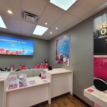 T-Mobile - Mobile Phones Near Me - Rowland Heights, California T-Mobile - Mobile Phones Near Me - Rowland Heights, California