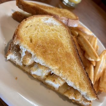Denny's - The Afterlife Melt - American Near Me - Warrenton, Missouri