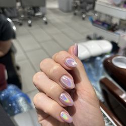 KT Keep In Touch Nails and Spa - Amazing chrome!!!