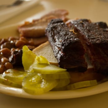 KC Barbecue Tours - Ribs, sausage and the beautiful baked beans from Arthur Bryants BBQ restaurant - Tours Near Me KC Barbecue Tours - Ribs, sausage and the beautiful baked beans from Arthur Bryants BBQ restaurant - Tours Near Me