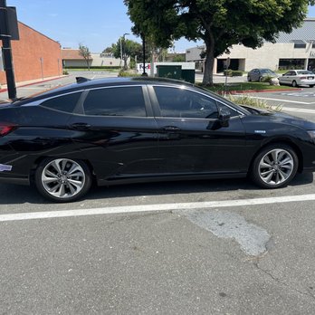 Dynamic Auto Custom - Honda clarity , clean Tint job. - Car Window Tinting Near Me - Santa Ana, California