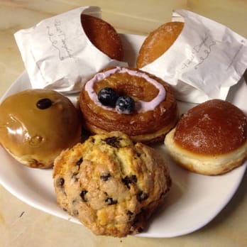 Paris Baguette - Blueberry Yogurt Cronut, Coffee Cream and Crème Brûlée Bombols, Chocolate Chip Scone, and the Curry and Sweet Red Bean Croquettes - Bakeries Near Me - Edison, New Jersey Paris Baguette - Blueberry Yogurt Cronut, Coffee Cream and Crème Brûlée Bombols, Chocolate Chip Scone, and the Curry and Sweet Red Bean Croquettes - Bakeries Near Me - Edison, New Jersey