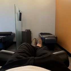 Pacific Spine & Rehab - Getting a water massage after my adjustment