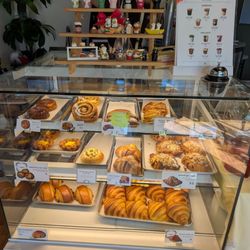 3 Heures Bakery - Croissants