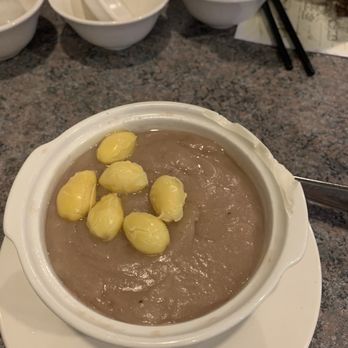 Chiuchow Man Chinese Restaurant - Sweet taro paste with ginkgo dessert - Chinese Near Me - Mississauga, Ontario