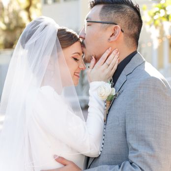Moxie To Go - bridal updo with viel and soft glam traditional makeup - Makeup Artists Near Me - Gainesville, Florida Moxie To Go - bridal updo with viel and soft glam traditional makeup - Makeup Artists Near Me - Gainesville, Florida