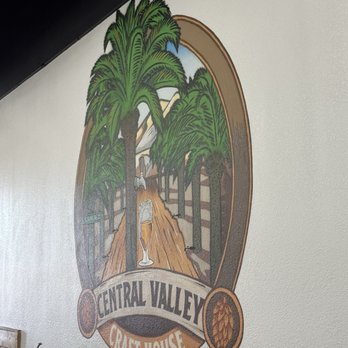 Central Valley Craft House - Beer Bar Near Me - Patterson, California