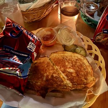 Homemakers Bar - Grilled cheese - Sandwiches Near Me - Cincinnati, Ohio Homemakers Bar - Grilled cheese - Sandwiches Near Me - Cincinnati, Ohio