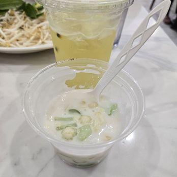 Pho Que Huong - Corn pudding - Vietnamese Near Me - Honolulu, Hawaii