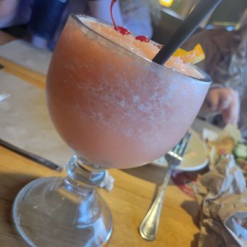 Applebee's Grill + Bar - Frozen Bahama Mama - American Near Me - Warrensburg, Missouri