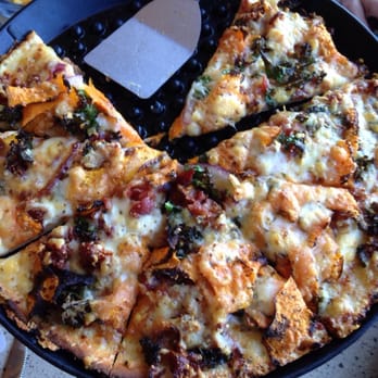 Silver Beach Pizza - Awesome!!!! - Pizza Near Me - Saint Joseph, Michigan